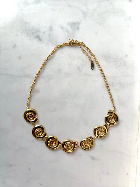 Spiral Shells Necklace - Gold