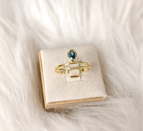 Double Crystal Ring in Gold - 925 Sterling Silver