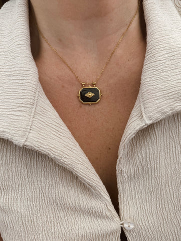 Black and Gold Vintage Necklace - Gold