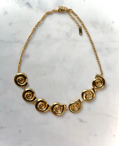 Spiral Shells Necklace - Gold