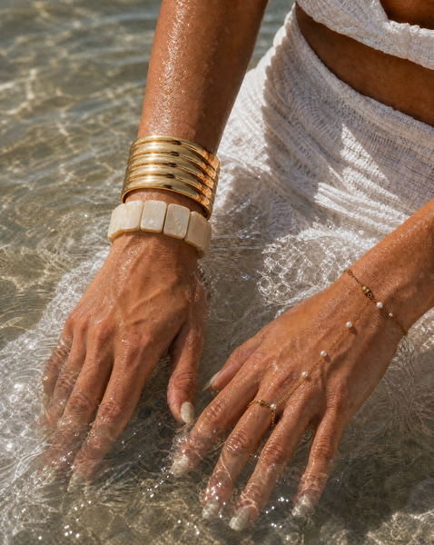 White Mother of Pearl Bracelet