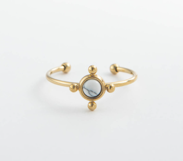 Natural Stone - Howlite - Minimal Ring - Gold