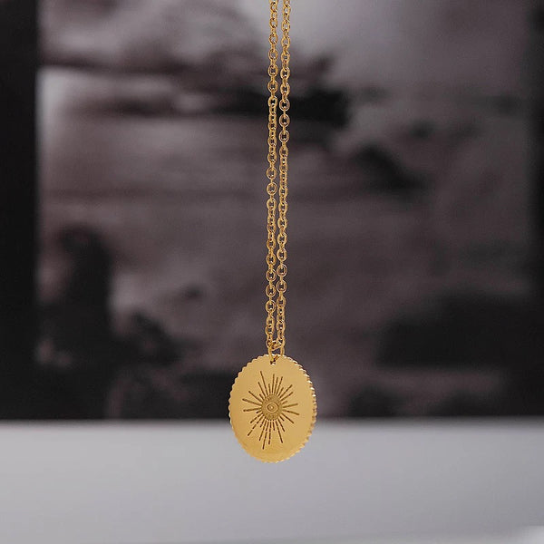 Coin Eye Necklace - Gold