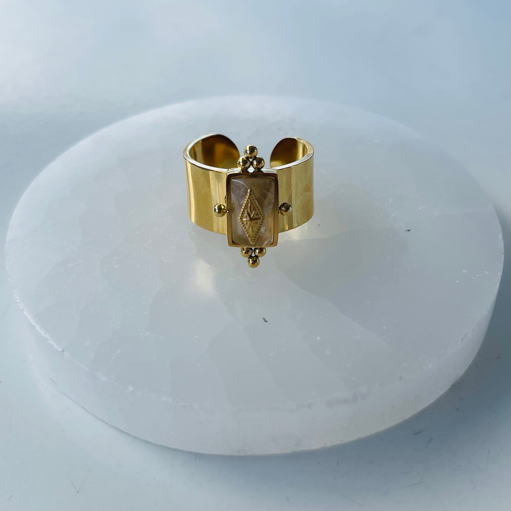 Vintage Gold Ring with Gems - Citrine - Adjustable